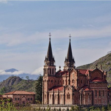 Los Campos Vivienda Vacacional Cangas de Onis Bilik gambar